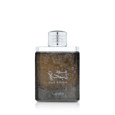 عطر عود نجدية من لطافة، أو دو بارفان